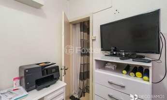 Imagem 7: Apartamento térreo com 3 dormitórios e 2 vagas cobertas (vagas por convenção)