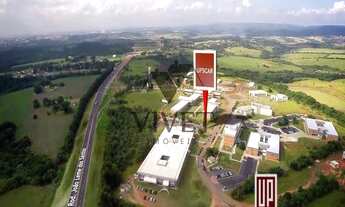 Imagem: Na Rodovia João Leme Dos Santos