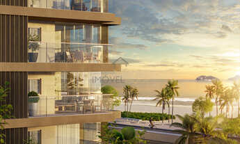 Imagem 4: ## Apartamento de Luxo à Beira-Mar!