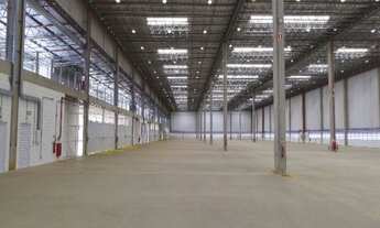 Imagem: Galpões em Condomínio Industrial com Doca