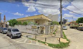 Imagem: Casa e Ponto Comercial à Venda na Parquelândia