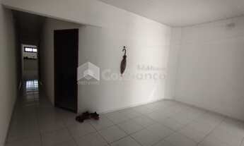 Imagem 3: Casa Padrão no bairro Tabapuá - Caucaia