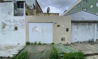 Imagem: Casa à Venda no Monte Castelo em Fortaleza/CE