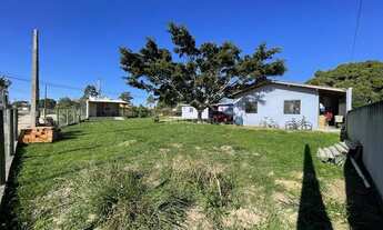 Imagem: 4 apartamentos com amplo quintal