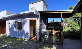 Imagem: 4 apartamentos com amplo quintal