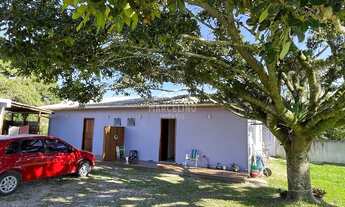 Imagem 7: 4 apartamentos com amplo quintal