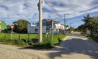 Imagem: Terreno à venda no bairro Barra de Ibiraquera
