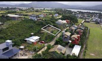 Imagem: Terreno à venda no bairro Praia do Rosa
