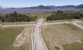 Imagem: Terreno à venda no bairro Mirim - Imbituba/SC