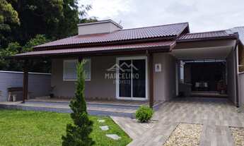 Imagem: Casa a 80 metros da lagoa de Ibiraquera