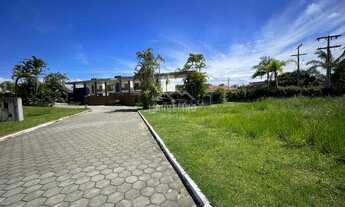 Imagem: Terreno em Condomínio na Praia do Rosa