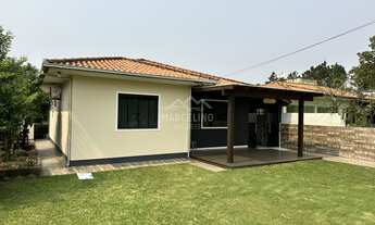 Imagem: Casa à venda no bairro Barra da Ferrugem