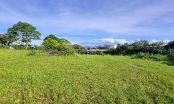 Imagem: Terreno à venda no bairro Praia do Rosa