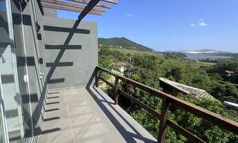 Imagem 3: Casa Praia do Rosa com Vista para a Lagoa