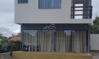 Imagem 2: Casa no centrino da praia do Rosa