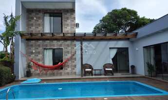 Imagem 2: Linda casa no centrinho de Ibiraquera