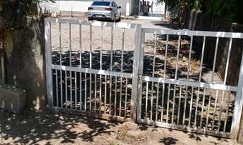 Imagem: Casa com ótima localização - Próximo