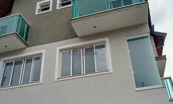 Imagem 2: Sobrado 3 Dormitórios com 1 suíte, 4 vagas, quintal com área gourmet no Parque Monte Alegr