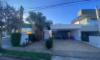 Imagem: Cond. Ibiti Royal - Casa térrea à venda