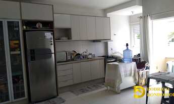 Imagem 2: Apto de 2 quartos com sacada e garagem coberta