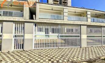 Imagem 3: Sobrado com sacada vista mar..