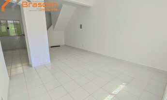 Imagem 6: Sobrado com sacada vista mar..