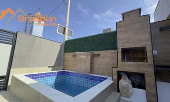 Imagem 2: Casa 2 dormitórios sendo uma suíte, com Piscina e churrasqueira - Mongaguá