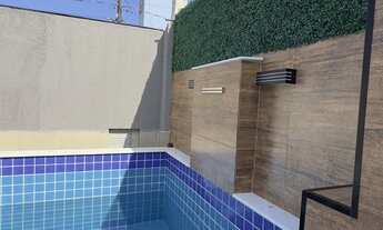 Imagem 4: Casa 2 dormitórios sendo uma suíte, com Piscina e churrasqueira - Mongaguá