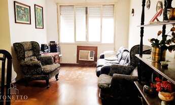 Imagem: Apartamento de 2 dormitórios com sacada