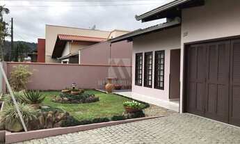 Imagem: Casa à venda no bairro Bom Retiro - Joinville/SC