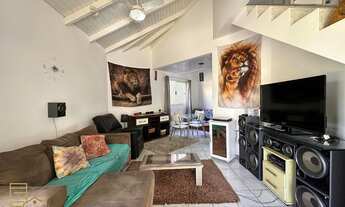 Imagem: Sobrado à venda no bairro Vila Nova - Blumenau/SC