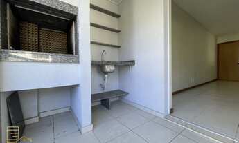 Imagem 2: Apartamento com espaço de terraço