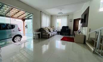 Imagem 2: Casa Moderna em Condomínio Fechado – 3 Quartos (1 Suíte com Closet e Sacada