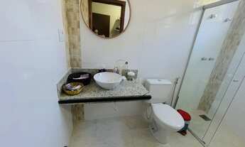 Imagem 6: Casa Moderna em Condomínio Fechado – 3 Quartos (1 Suíte com Closet e Sacada