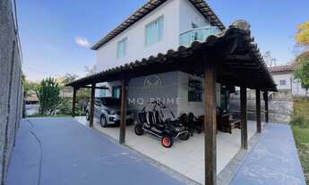 Imagem 4: Casa Moderna em Condomínio Fechado – 3 Quartos (1 Suíte com Closet e Sacada