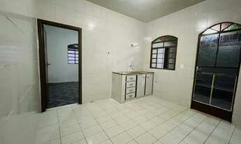 Imagem 3: Casa com 4 quartos no bairro Tropical