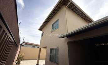 Imagem 5: Casa à Venda – 4 Quartos no Bairro Nossa Senhora do Carmo