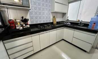 Imagem: Casa em floresta encantada, Esmeraldas/MG