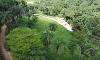 Imagem: Sítio em Condomínio Luxemburgo, Pedro