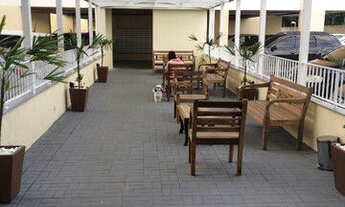 Imagem 2: LINDÍSSIMO APARTAMENTO COM 2QTS, 1 SUÍTE, TODO MOBILIADO E CONDOMÍNIO COM ÁREA DE LAZER FO