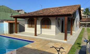 Imagem: Casa luxuosa com 3qts, 1 suíte e uma Área