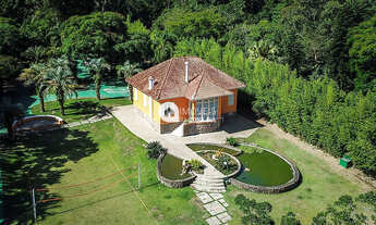 Imagem 6: Casa Alto Padrão no bairro Ponta Grossa com Praia particular