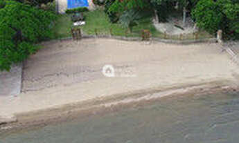 Imagem 3: Casa Alto Padrão no bairro Ponta Grossa com Praia particular