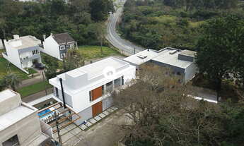 Imagem: Casa à venda no bairro Hípica - Porto