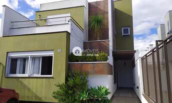 Imagem: Casa à venda no bairro Hípica - Porto