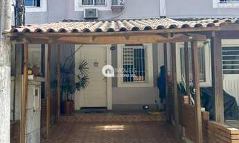 Imagem: Sobrado à venda no bairro Hípica - Porto