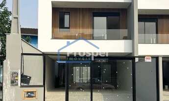 Imagem: Casa Geminada com 3 quartos no Saguaçu