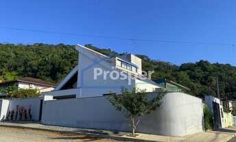 Imagem: Casa Sobrado na Região Norte de Joinville