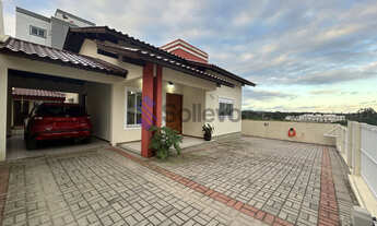 Imagem: Casa à venda no bairro Village - Imbituba/SC