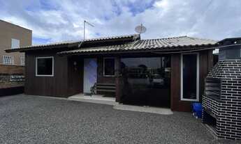 Imagem: Casa de madeira - Bem localizada